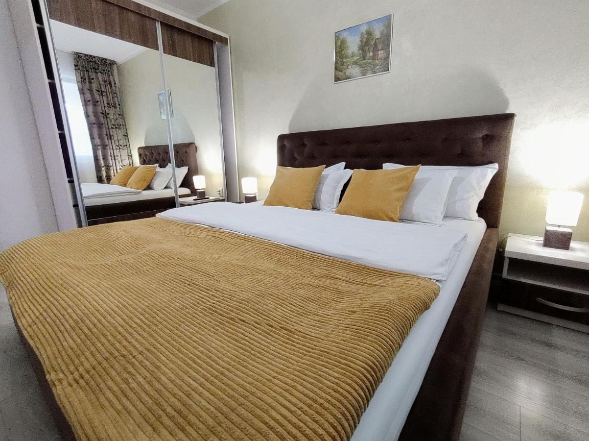 Simona Apartament Palas Mall 1 ยาช ภายนอก รูปภาพ