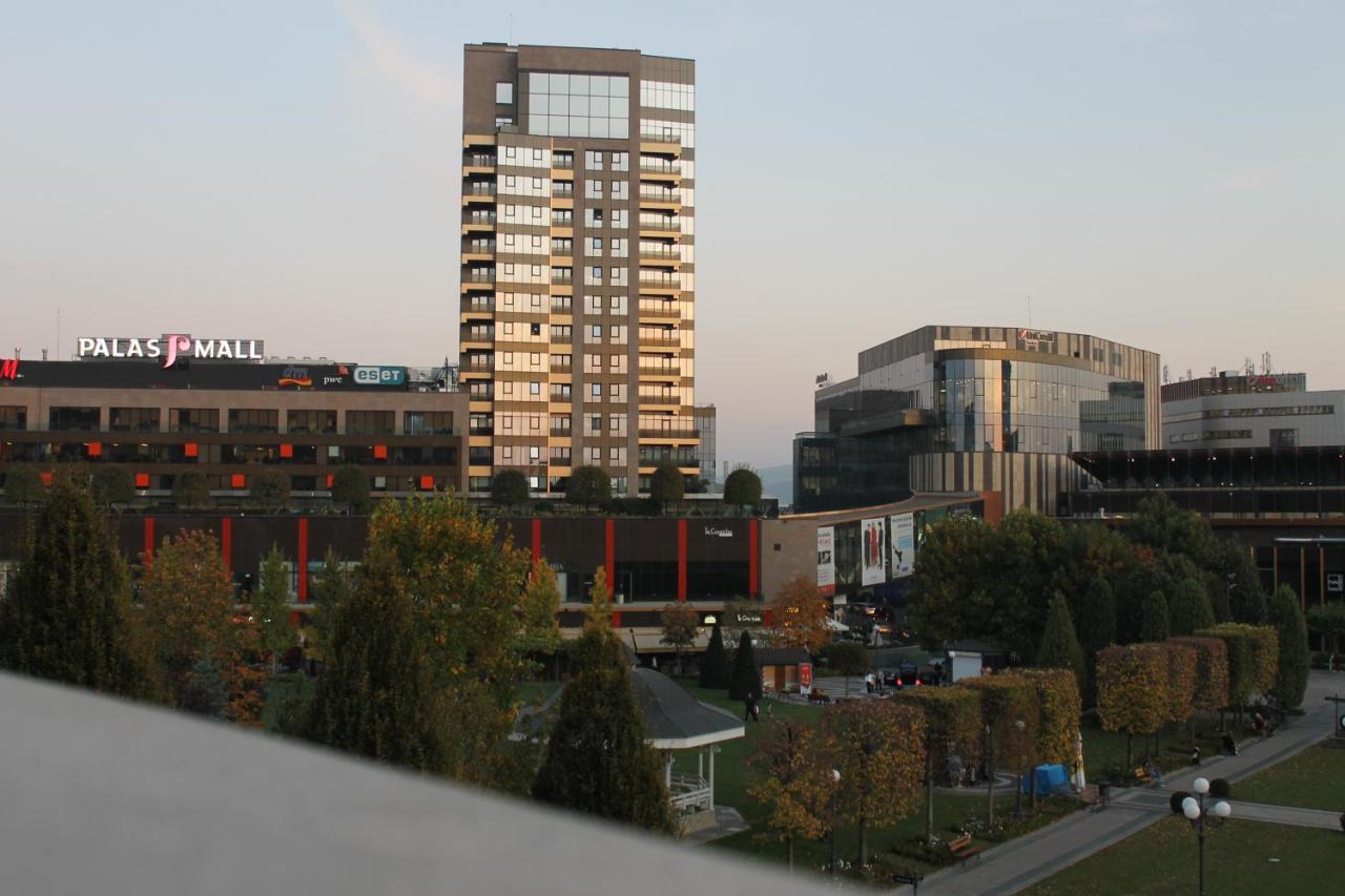 Simona Apartament Palas Mall 1 ยาช ภายนอก รูปภาพ